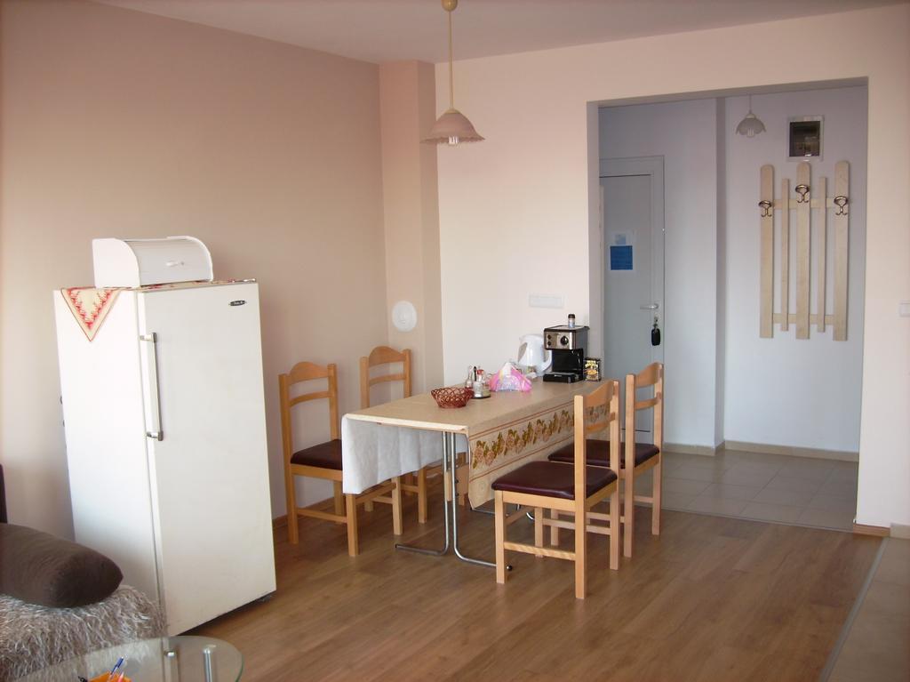 Ddenko Apartment Burgas Phòng bức ảnh