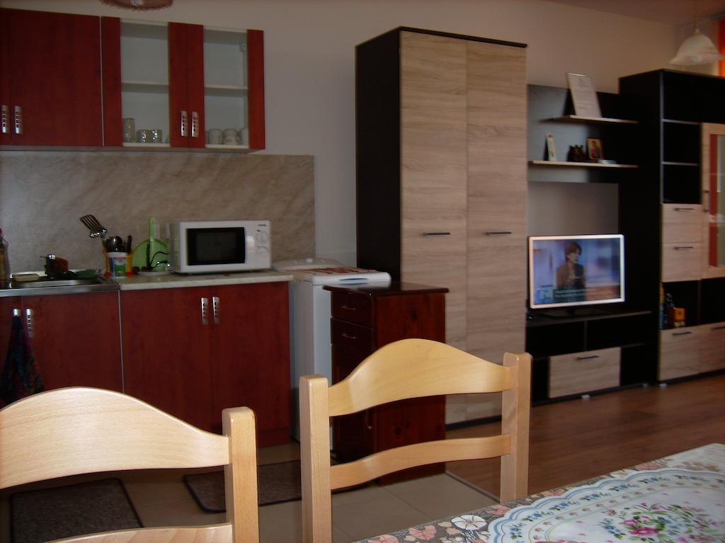 Ddenko Apartment Burgas Phòng bức ảnh