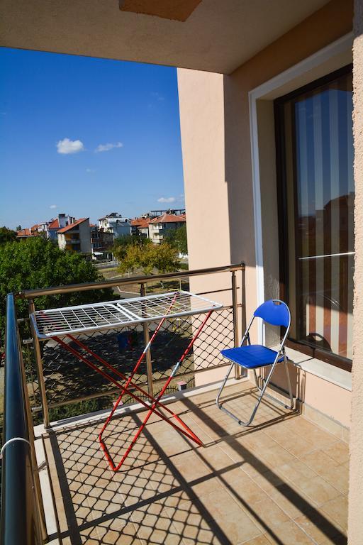 Ddenko Apartment Burgas Phòng bức ảnh