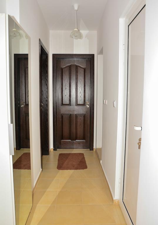 Ddenko Apartment Burgas Phòng bức ảnh